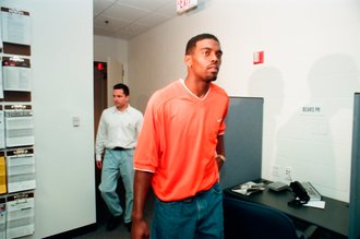 Press conference with Randy Moss, potential new Chicago Bears player - Chicago Sun-Times