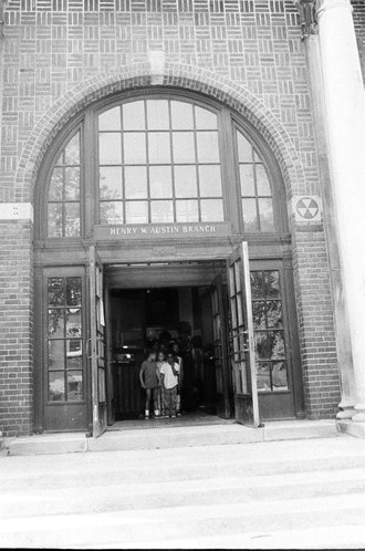 Chicago Public Library branch in Austin - Chicago Sun-Times