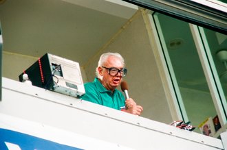 Harry Caray returns to Wrigley Field after illness - Pablo Martinez Monsivais for Chicago Sun-Times