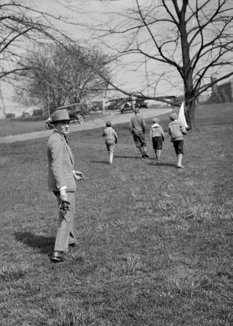 Scenes of Baltimore, Pittsburgh, New York, and Washington - Coster, Gordon, 1920-1985